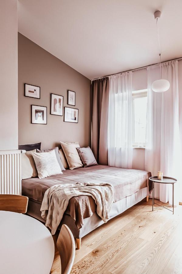 Turnkey I Main Bus Station Apartment Prag